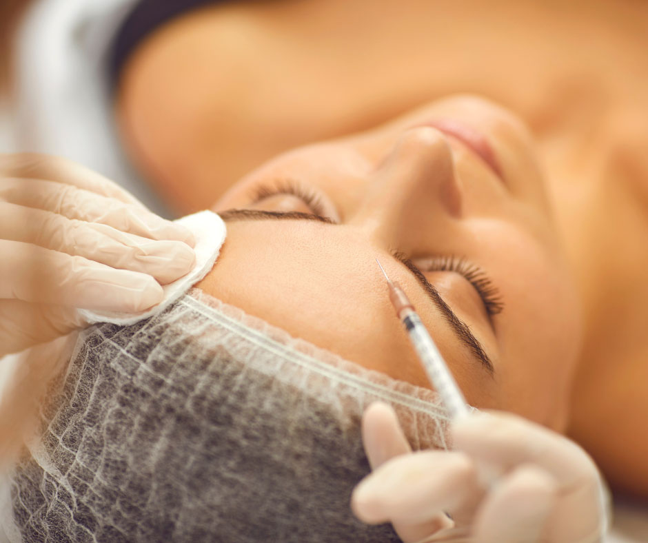 הזרקת שומן לפנים - המרכז לרפואת עור ואסתטיקה, ד"ר אלה אגוזי